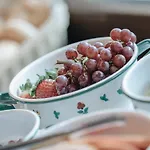 Der Greil - Wein & Gourmethotel Отель Зёлль