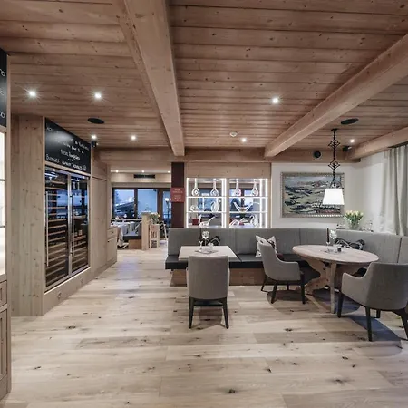 Hotel Der Greil - Wein & Gourmethotel 4*