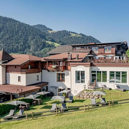 Der Greil - Wein & Gourmethotel Hotel 4*