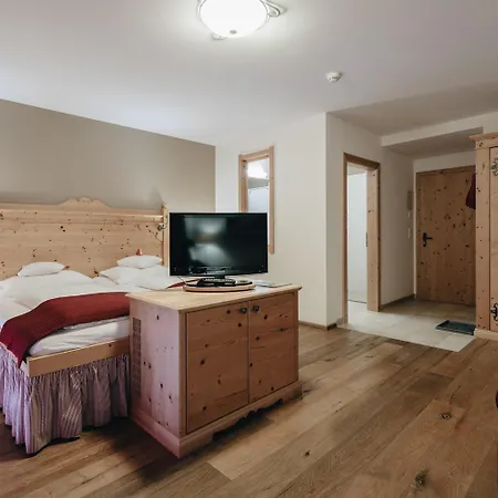 Hotel Der Greil - Wein & Gourmethotel 4*