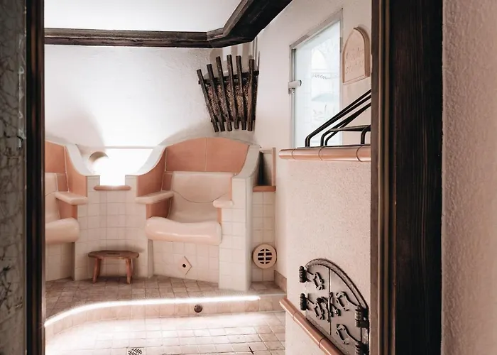 Der Greil - Wein & Gourmethotel Hotel 4*