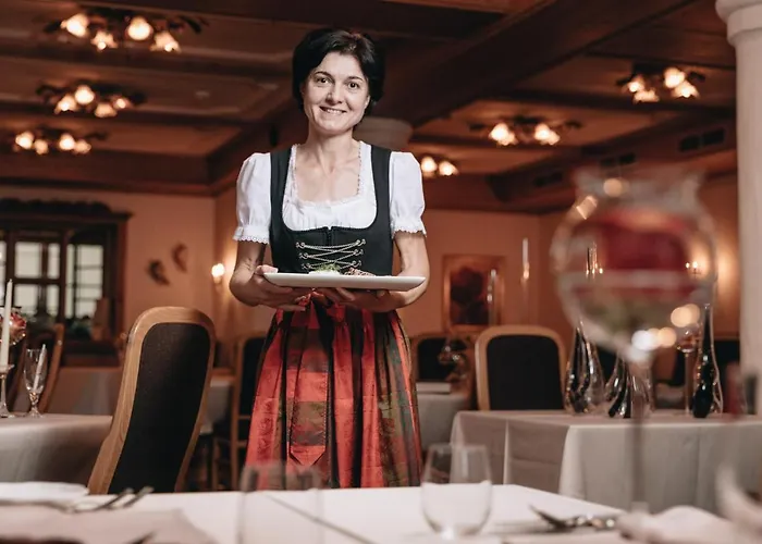 Der Greil - Wein & Gourmethotel Hotel 4*